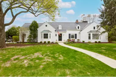 640  Hi View Ct, Elm Grove, WI 53122 - Photo 1