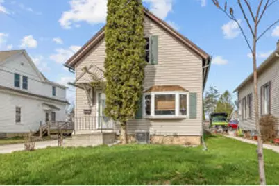 1214 S 17th St, Sheboygan, WI 53081 - Photo 1