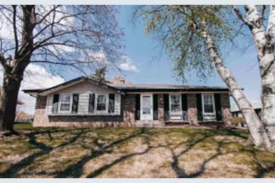 1004 E Minnesota Ave, Oak Creek, WI 53154 - Photo 1