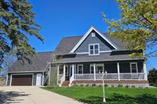 1753 Oneida Ct, Grafton, WI 53024 - Photo 1