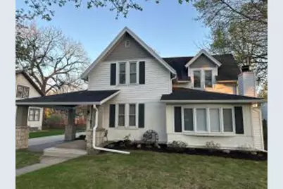 323 E Capitol Dr, Hartland, WI 53029 - Photo 1