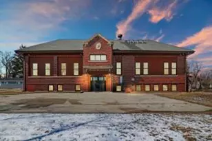 9302 39th Ave, Pleasant Prairie, WI 53158 - Photo 1