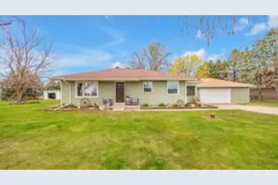 W5240  Clearview Rd, Lyndon, WI 53093 - Photo 1