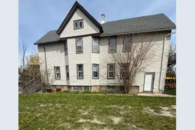 3332 N Richards St, Milwaukee, WI 53212 - Photo 1