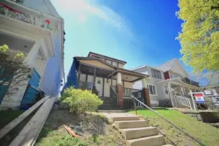 3021 W Pierce St, Milwaukee, WI 53215 - Photo 1