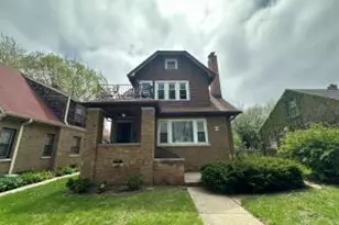 5733 W Philip Pl, Milwaukee, WI 53216 - Photo 1