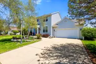 1210 Chesterwood Ln, Pewaukee, WI 53072 - Photo 1