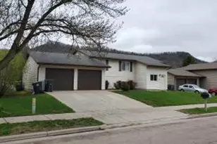 3509-3511 S 29th Ct, La Crosse, WI 54601 - Photo 1