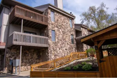 848  Kendall Ln, Lake Geneva, WI 53147 - Photo 1