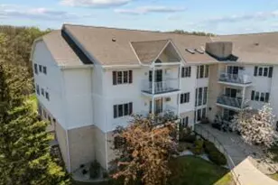 715 Canterberry Ct, West Bend, WI 53090 - Photo 1