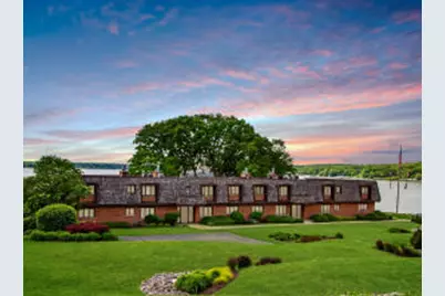 1070 S Lake Shore Dr, Lake Geneva, WI 53147 - Photo 1