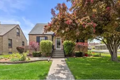 3421  75th St, Kenosha, WI 53142 - Photo 1