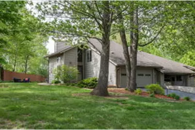 2610  East Ave, Onalaska, WI 54650 - Photo 1