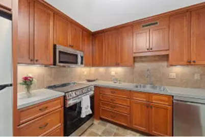 3942 N Oakland Ave, Shorewood, WI 53211 - Photo 1