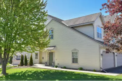 8616 S Stratford Rd, Oak Creek, WI 53154 - Photo 1