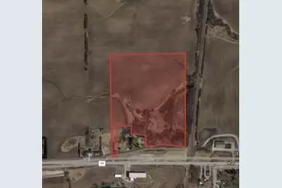 8404  County Line Rd, Racine, WI 53403 - Photo 1