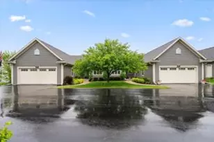 537 W Juneau St, Hustisford, WI 53034 - Photo 1