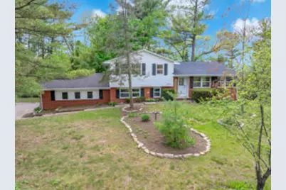 1007  Forest Hill Dr, Green Bay, WI 54311 - Photo 1