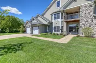 N30W23035 Pineview Cir, Pewaukee, WI 53072 - Photo 1