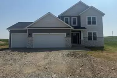 400  Ridgeview Ct, Lake Mills, WI 53551 - Photo 1