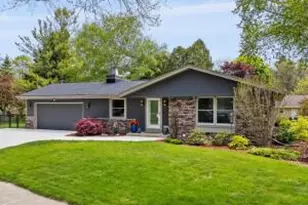 N93W5903 Essex Ct, Cedarburg, WI 53012 - Photo 1