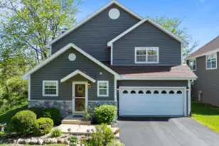 690 Valleyview Ct, Geneva, WI 53147 - Photo 1