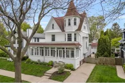 2789 S Shore Dr, Milwaukee, WI 53207 - Photo 1