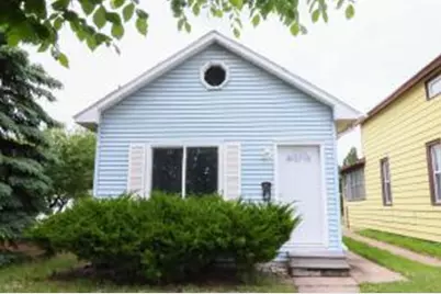 945  Green Bay St, La Crosse, WI 54601 - Photo 1