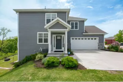 529  Century Oak Dr, Waukesha, WI 53188 - Photo 1