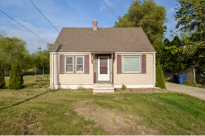 8646 S Chicago Rd, Oak Creek, WI 53154 - Photo 1