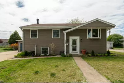 3324  96th St, Sturtevant, WI 53177 - Photo 1