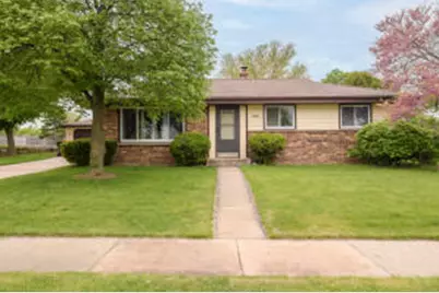 10065 S Cindy Ln, Oak Creek, WI 53154 - Photo 1