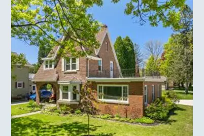 605  East Riverside Dr, Kohler, WI 53044 - Photo 1