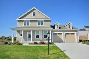 633 Standing Stone Dr, Waukesha, WI 53189 - Photo 1