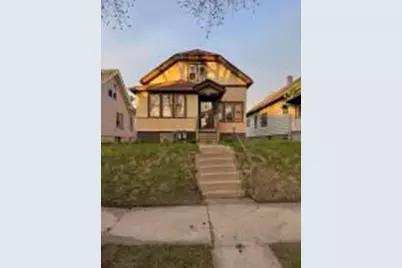 3860 N 24th Pl, Milwaukee, WI 53206 - Photo 1