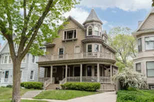 2710 N Hackett Ave, Milwaukee, WI 53211 - Photo 1