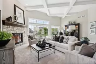 1548 Lookout Ct, Hartland, WI 53029 - Photo 1