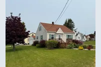 2518  6th St, Two Rivers, WI 54241 - Photo 1