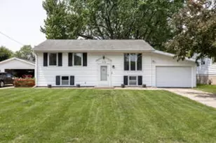3122 29th Ct, La Crosse, WI 54601 - Photo 1