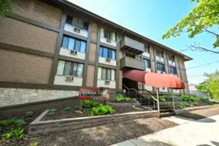 2025 E Greenwich Ave, Milwaukee, WI 53211 - Photo 1