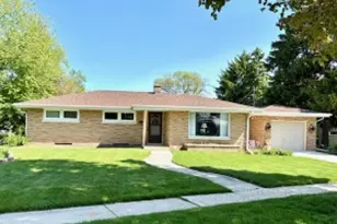 2524 Erie Ave, Sheboygan, WI 53081 - Photo 1