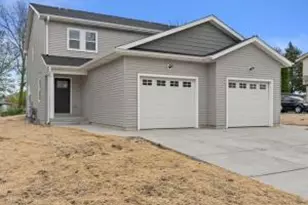 3302 W Alvina Ave, Greenfield, WI 53221 - Photo 1