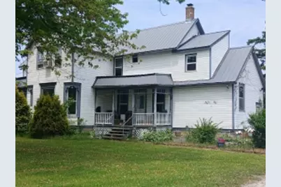 7634  6 Mile Rd, Racine, WI 53126 - Photo 1