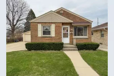 181 W Van Norman Ave, Milwaukee, WI 53207 - Photo 1