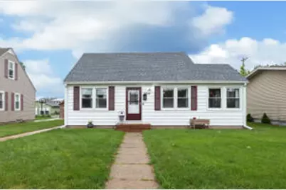 2602  26th St, La Crosse, WI 54601 - Photo 1