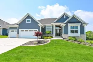 1943 N Teton Trail, Grafton, WI 53024 - Photo 1