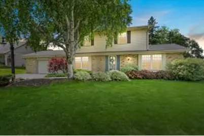 8317 S 42nd St, Franklin, WI 53132 - Photo 1