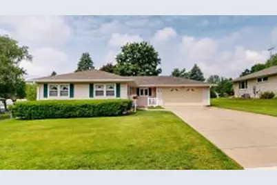 615  Nelson St, Fort Atkinson, WI 53538 - Photo 1