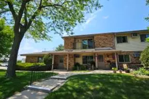 4591 S Green Ridge Cir, Greenfield, WI 53220 - Photo 1