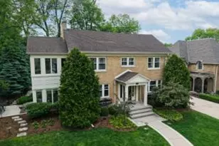 4525 N Frederick Ave, Whitefish Bay, WI 53211 - Photo 1